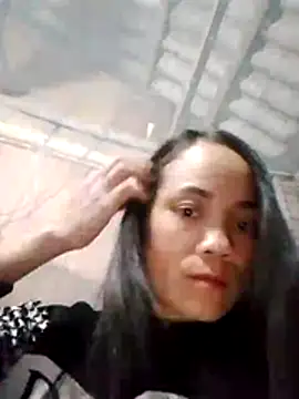 bela-hayes online show from 12/15/25, 12:53