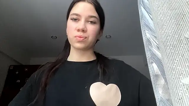 DebbiGoodknight online show from 12/03/25, 09:51