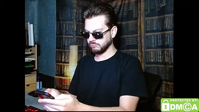 Snapshot of justshutupandwatch chatting on 11/24/25, 06:18 justshutupandwatch online show from 11/24/25, 06:18