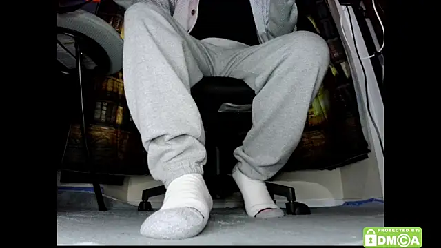 justshutupandwatch online show from 02/04/26, 05:41