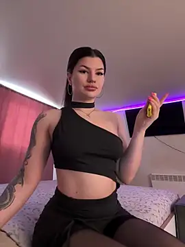 -MaybeBaby- online show from 02/27/26, 07:30