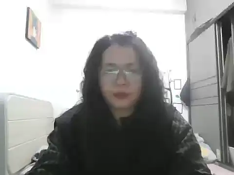 Huahua3187 online show from 11/27/25, 11:12