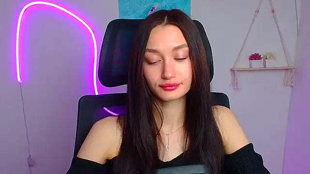 Stella XO online show from 04/15/26, 05:36