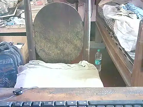 handsome12345  online show from 04/18/26, 03:21