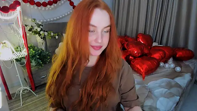 AirySilhouette online show from 02/15/26, 06:15