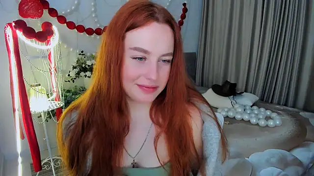 AirySilhouette online show from 04/30/26, 07:09