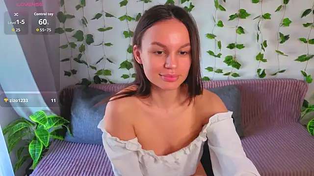 Tiffany Sweetie online show from 04/05/26, 12:24