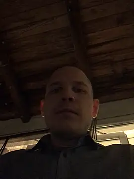 Spielzeugtwink online show from 03/07/26, 07:22