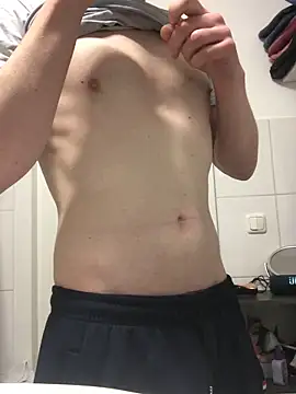 Spielzeugtwink online show from 03/10/26, 11:10