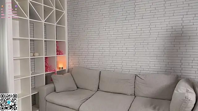 Snapshot of KissYourTessa chatting on 06/19/26, 02:16 KissYourTessa online show from 06/19/26, 02:16