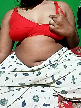 Small girls online show from 11/22/25, 03:00