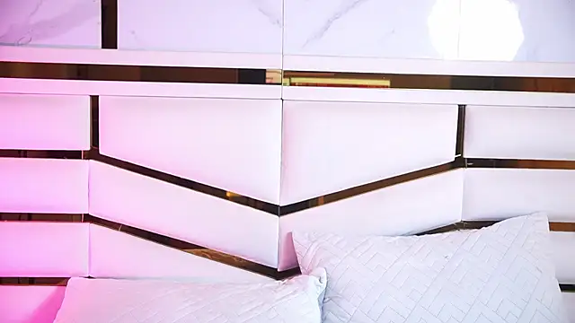 luciana agudelo online show from 02/16/26, 07:10