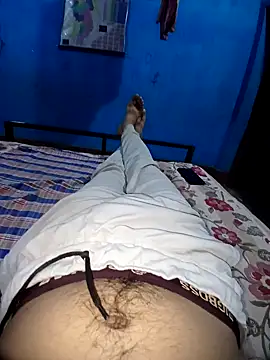 vaasuboy01 online show from 04/11/26, 05:39