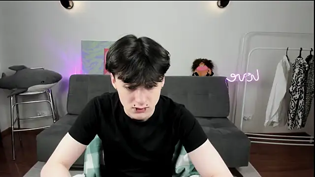 kevinhunter  online show from 11/27/25, 03:47