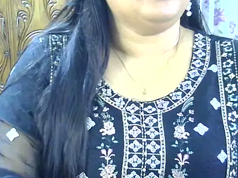 Natasha pihu online show from 04/17/26, 03:04