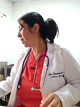 JustSamantha  online show from 11/29/25, 12:52