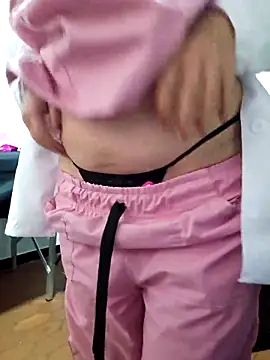 JustSamantha  online show from 11/30/25, 11:14