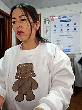 JustSamantha  online show from 02/05/26, 12:32