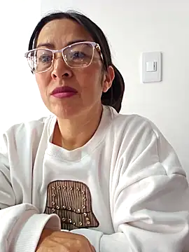 JustSamantha  online show from 02/27/26, 02:39