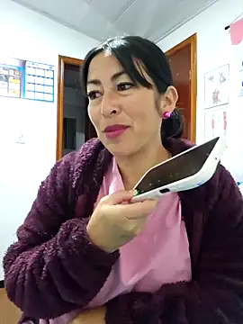 JustSamantha  online show from 03/18/26, 01:36