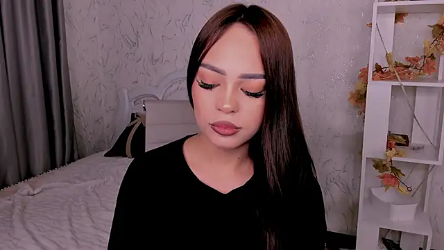 Snapshot of adeliya_cute chatting on 12/14/25, 02:39 adeliya cute online show from 12/14/25, 02:39