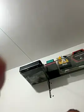 Snapshot of CasalBris4 chatting on 12/13/25, 11:21 CasalBris4 online show from 12/13/25, 11:21