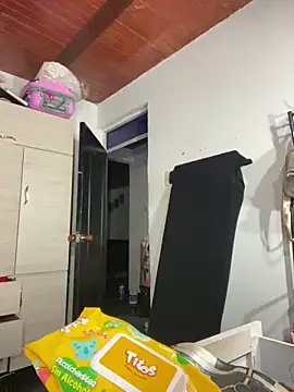 Annaa Hott online show from 12/04/25, 07:06