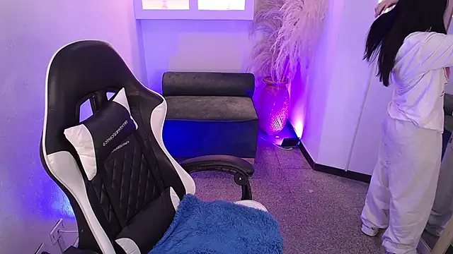 vallolett online show from 12/01/25, 09:20