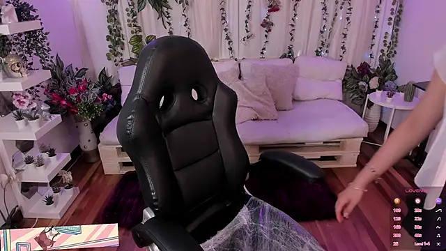 little xioo  online show from 01/12/26, 08:14