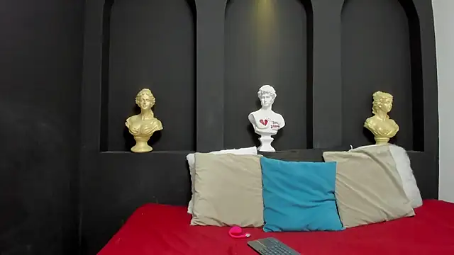 emilyrousee01 online show from 04/08/26, 06:52