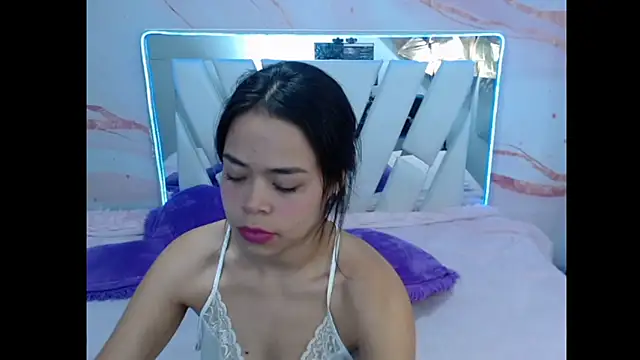 BlueLove19 online show from 12/05/25, 08:27