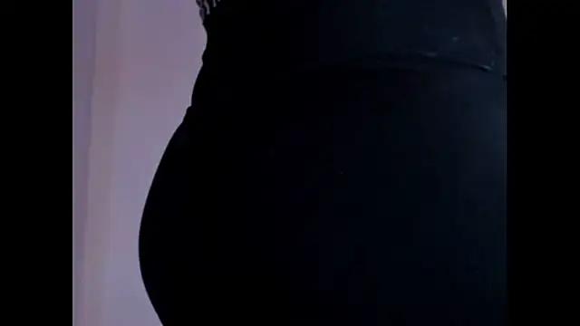 Little  Danni1 online show from 12/23/25, 01:25