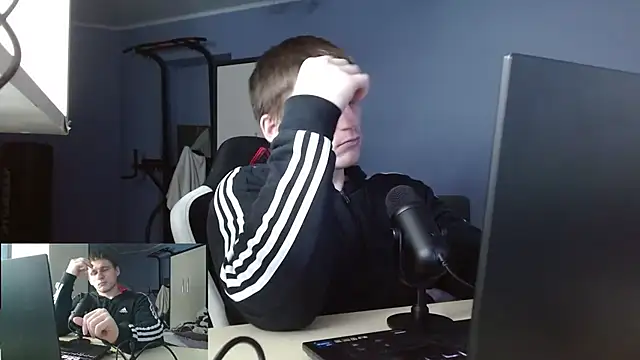 Poliglotjoe1 online show from 02/01/26, 02:59