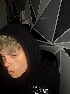 megan NL online show from 01/11/26, 02:49