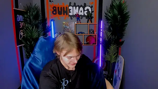 DonaldWoon online show from 12/02/25, 04:02