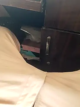 Roy   121 online show from 12/01/25, 04:39