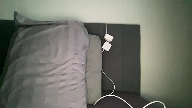 alisa kitcat online show from 12/14/25, 09:47