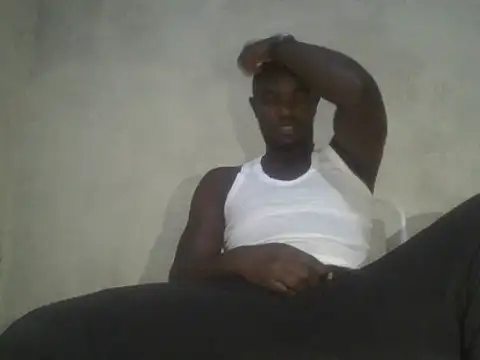 UsTwo  online show from 12/15/25, 07:29