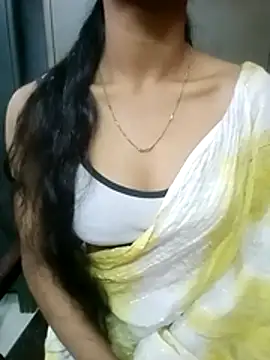 Roja   online show from 12/04/25, 09:18