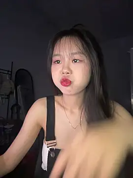 Kiee-lee online show from 04/03/26, 03:32