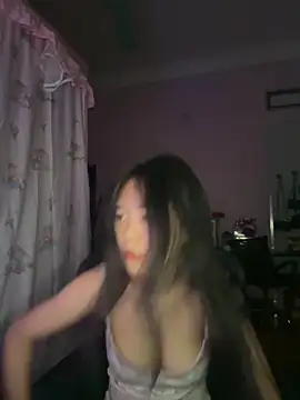 Kiee-lee online show from 04/17/26, 04:10