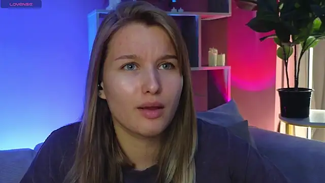 ImiMonroe online show from 05/21/26, 03:57
