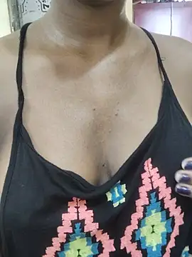 Simran 0011 online show from 05/30/26, 06:10