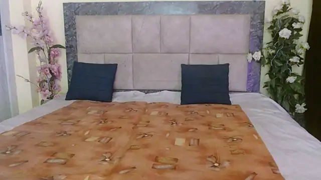 Husan-e-Jasmine online show from 04/16/26, 05:25