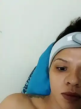 Snapshot of Cadence28 chatting on 01/19/26, 09:24 Cadence28 online show from 01/19/26, 09:24