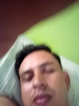 Snapshot of art-e9-2 chatting on 11/27/25, 06:54 art-e9-2 online show from 11/27/25, 06:54