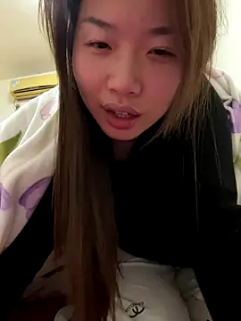 GYYoo online show from 12/14/25, 02:11