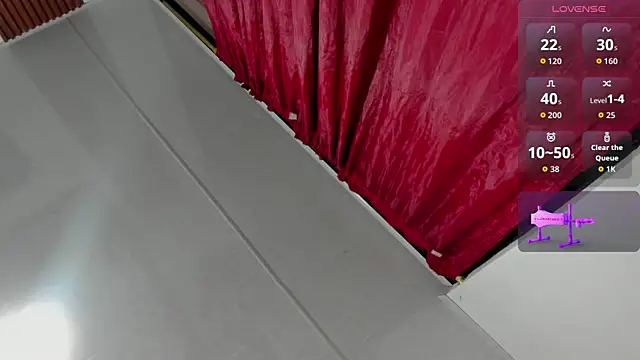 Snapshot of Latina_candy01 chatting on 11/25/25, 08:20 Latina candy01 online show from 11/25/25, 08:20