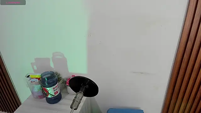 Snapshot of Latina_candy01 chatting on 01/14/26, 08:14 Latina candy01 online show from 01/14/26, 08:14