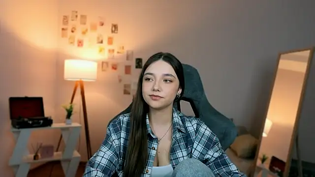 Vexorine online show from 04/18/26, 07:40